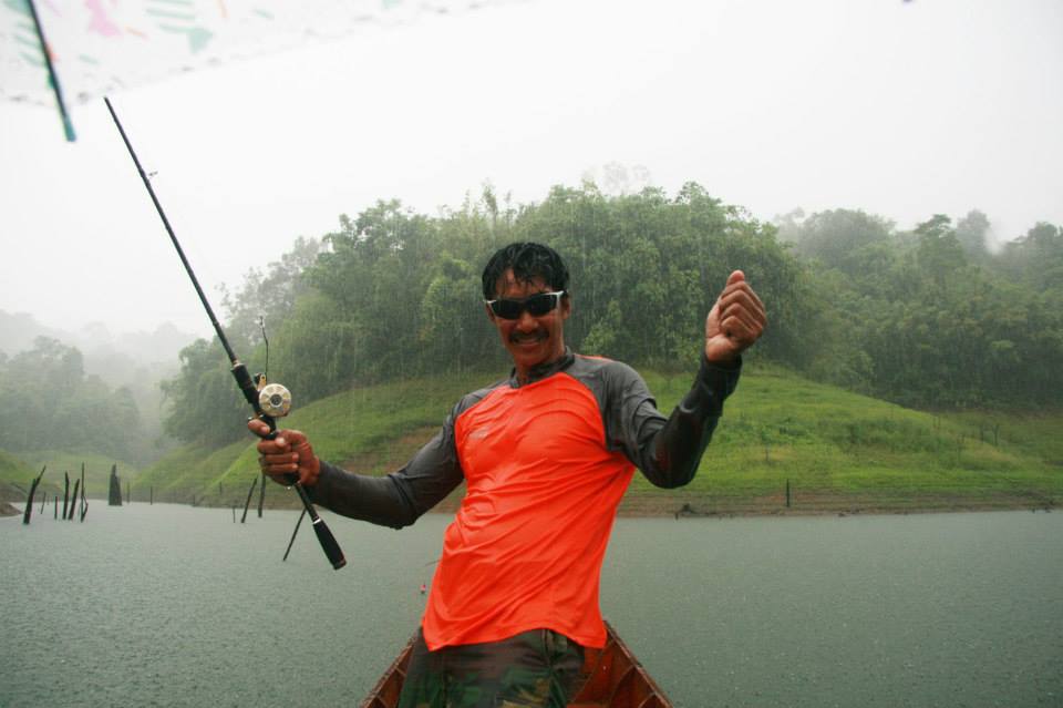 เข้าหมายแล้วครับ ฝนตกด้วยซิ ที่สำคัญ หนาวแน่นอน งานนี้