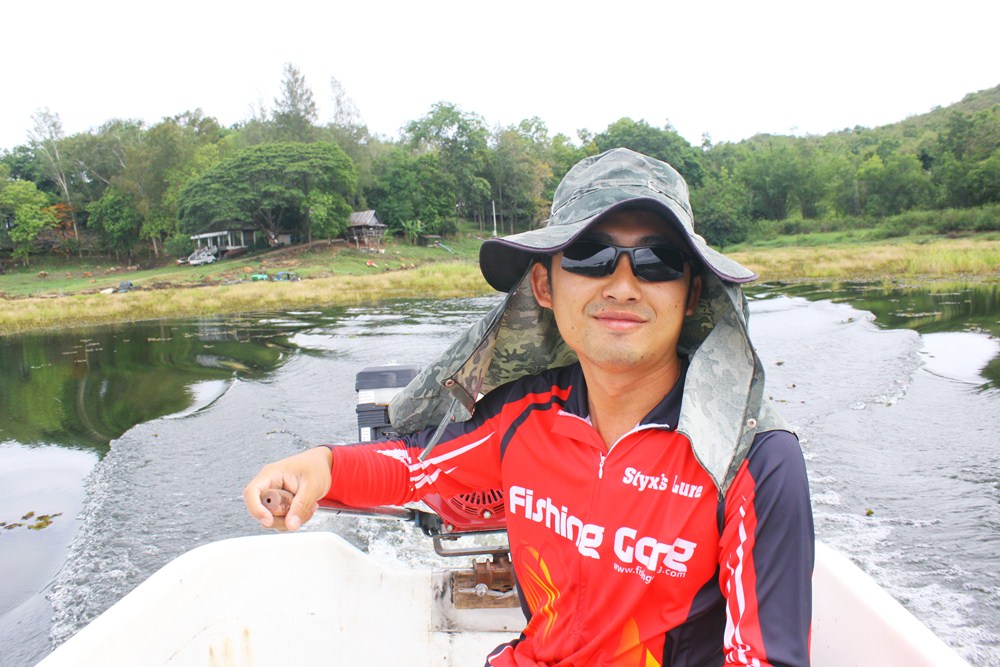 ไต๋เจมส์ สุดยอดจริงๆดีที่ใช้เครื่องหางยาวไม่งั้นออกมาลำบากแน่ๆ  :grin: :grin: :grin: