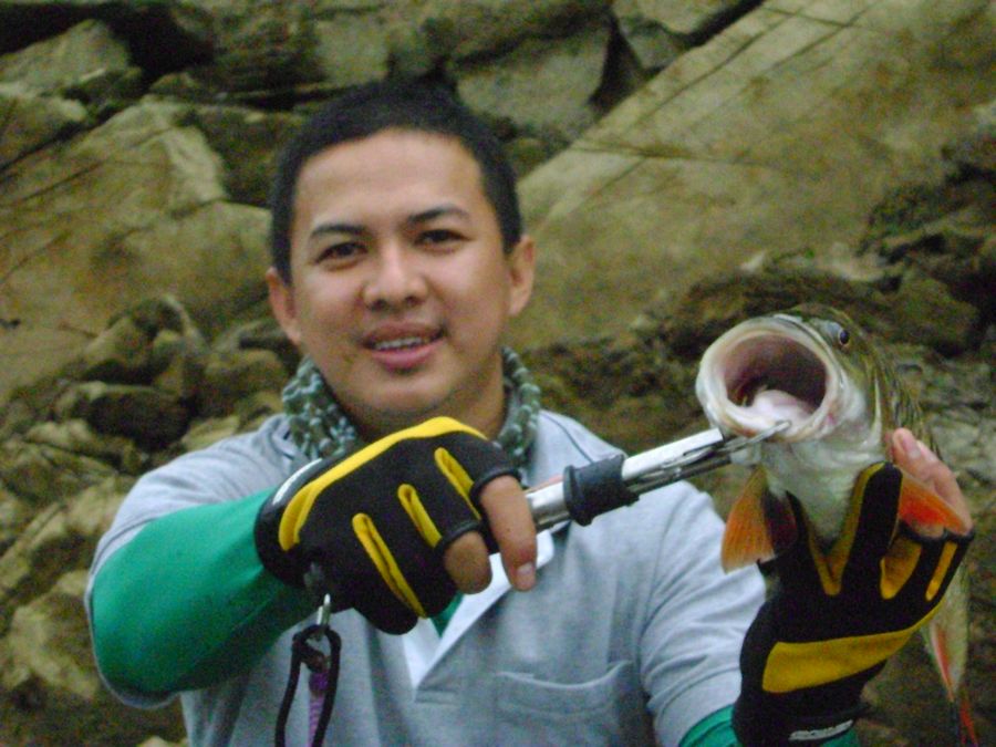 ขออีกรูปละกัน  กะลังหล่อเลย  :laughing: :laughing: