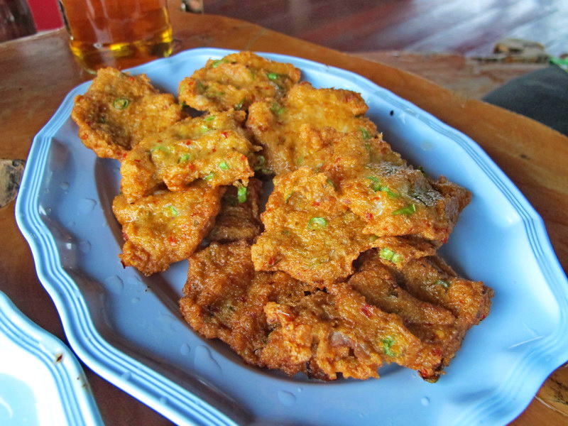  [b]เนื้อแน่นอร่อยมากครับ แกล้มเหล้านั่งเม้ามอย สุดยอดครับ[/b] :cheer: :cheer: :cheer: :cheer: :chee