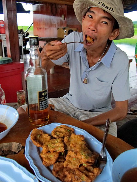  [b]มีเยาะเย้ยครับ[/b] :laughing: :laughing: :laughing: :laughing: :laughing: :laughing: :laughing: 