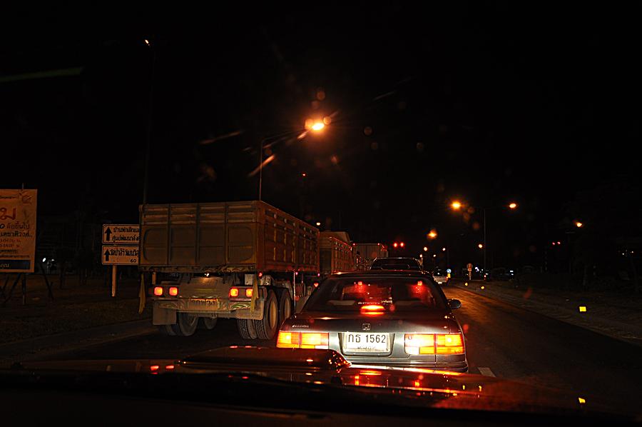 ไปเรื่อยๆพึ่งครึ่งทางเอง 


[q][i]อ้างถึง: BULINO posted: 01-07-2556, 16:24:39[/i]

+1 ตามเชียร