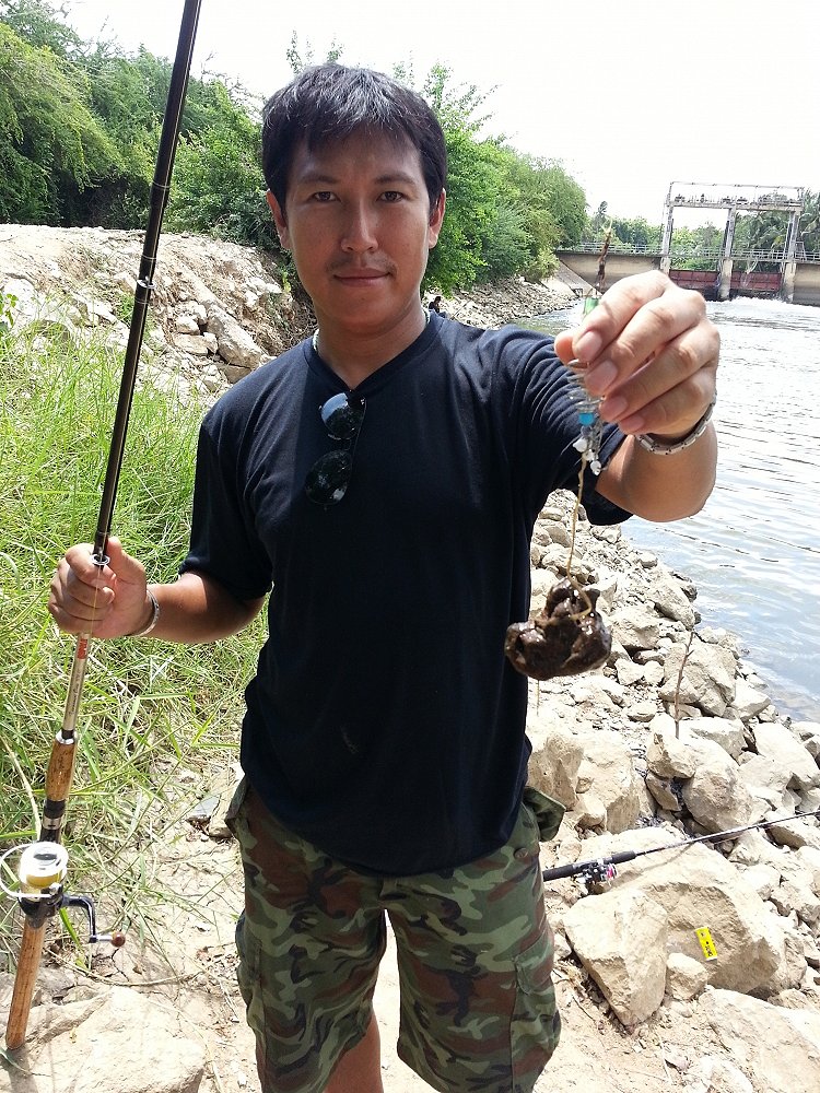 ลาไปด้วยปลาตัวสุดท้าย เล่นสะหมดแรงเลย :laughing: :laughing: :laughing: