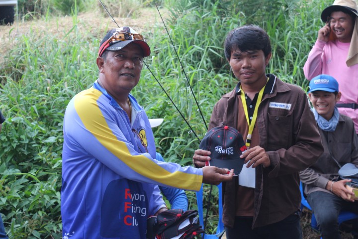 รางวัลปลารวมอันดับรอง

ภาพ จากงาน meeting ครั้งที่ 3 ของชมรมตกปลาจังหวัดระยอง ครับ
งานตกปลาช่อน ต