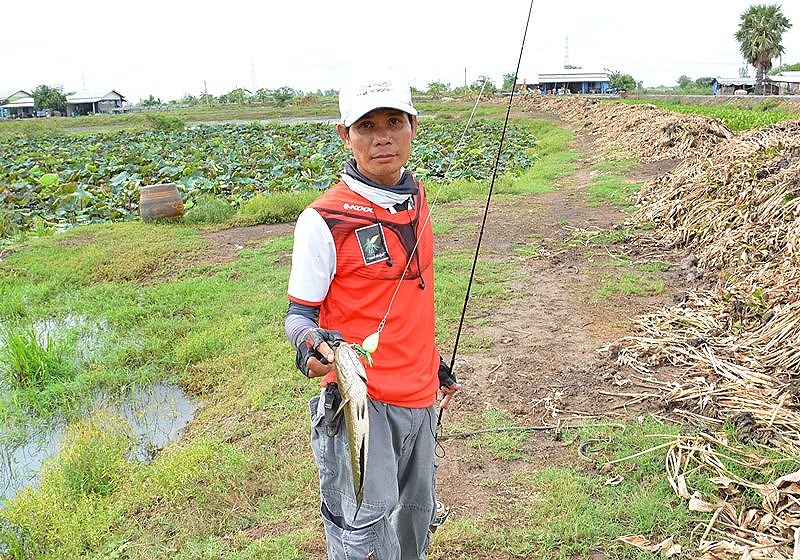 พี่ทุย..เอาจนได้  สำหรับ  มุมเก่า  มุมนี้ !!!    :grin: :grin: :grin:

แค่..ไม่กี่ไม้  เท่านั้นเอง