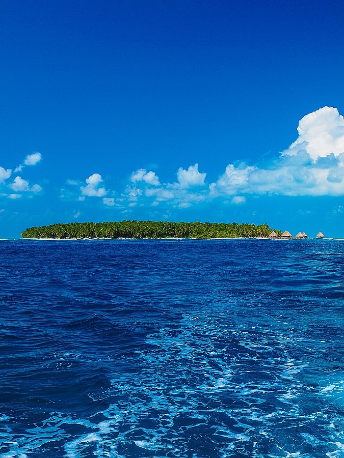ออกเดินทางครับ จะต้องไปประจำการอยู่ที่ Glover's Reef Atoll:grin: