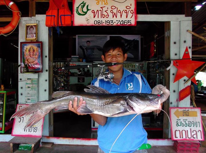ใครต้องการเรือตกปลา หรือ อุปกรณ์ตกปลา ที่ เขื่อน ศรีนครินทร์
ติดต่อไต๋ทาโร่ได้นะครับ ^^