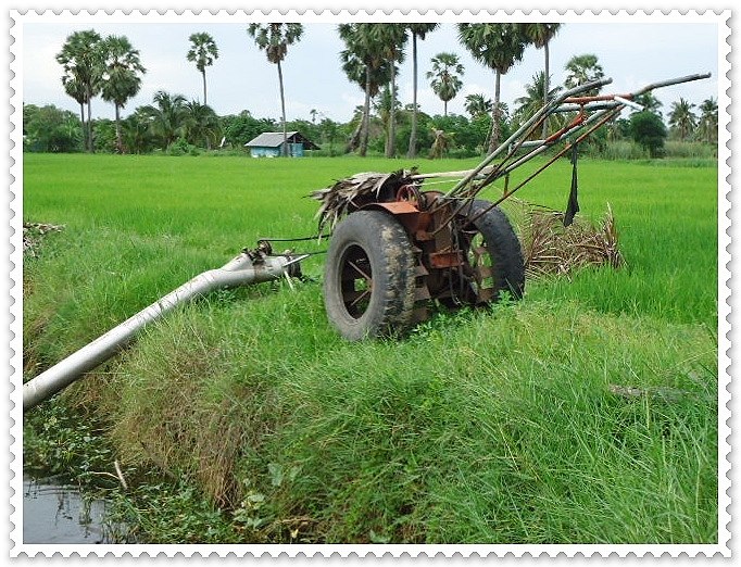 สภาพหมายครับ  ตรงนี้ชาวนาเขาตั้งเครื่องวิดน้ำใว้ครับ