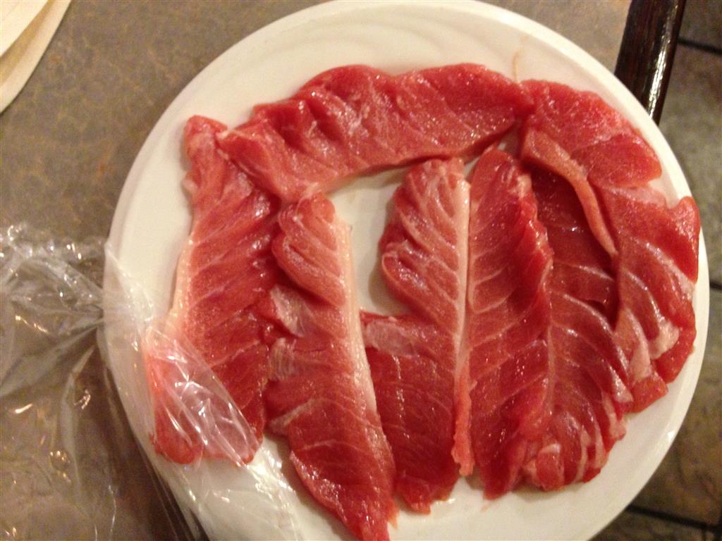  O-Toro ของเเท้ต้อง Blue Fin Tuna ครับ  

  สรุปเอาปลากลับ 5ตัว ที่เหลือ ไล่เเจกหมด  :cheer: :chee