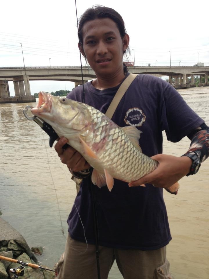 อันนี้ของน้องผมเองครับกระสูบเจ้าพระยาครับ :grin: :grin: :grin: