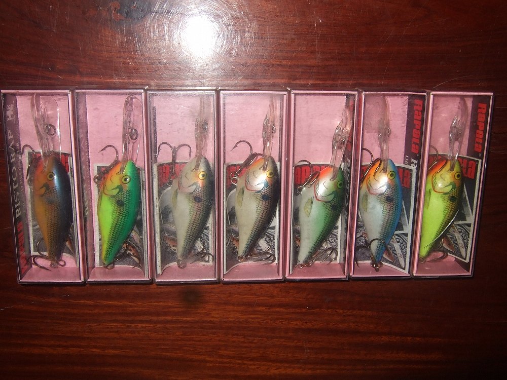 RR 7 cm สีพิเศษ ที่เค้าเรียกกันว่า Rapala Special หรือ Europe Special ครับ :grin: