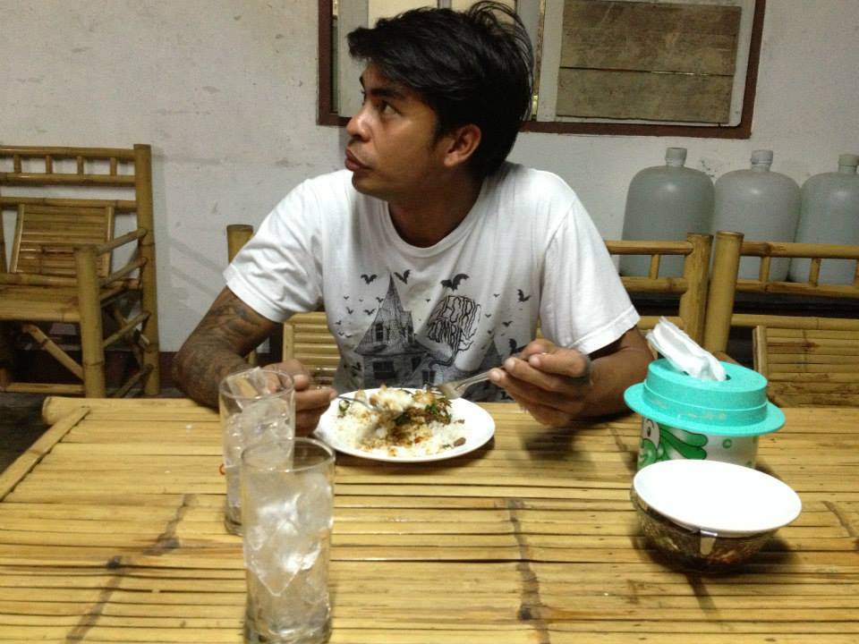 พักกินข้าว ครับ โปร ลพ