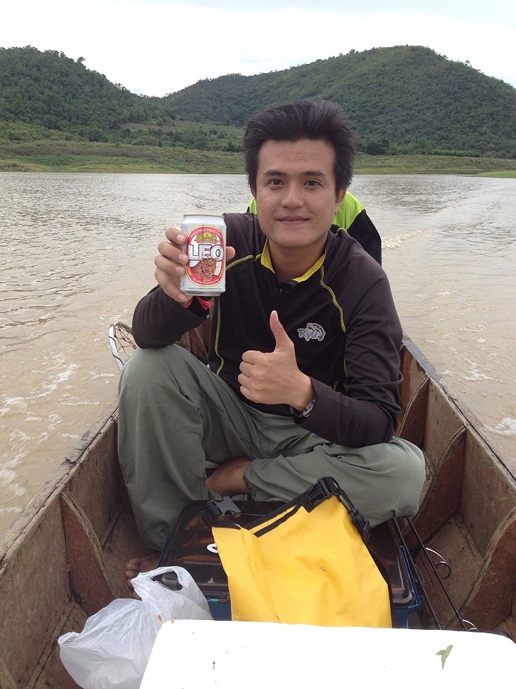 ส่วนน้องริว มีวิธีแก้ง่วงทีไม่เหมือนใคร :laughing: