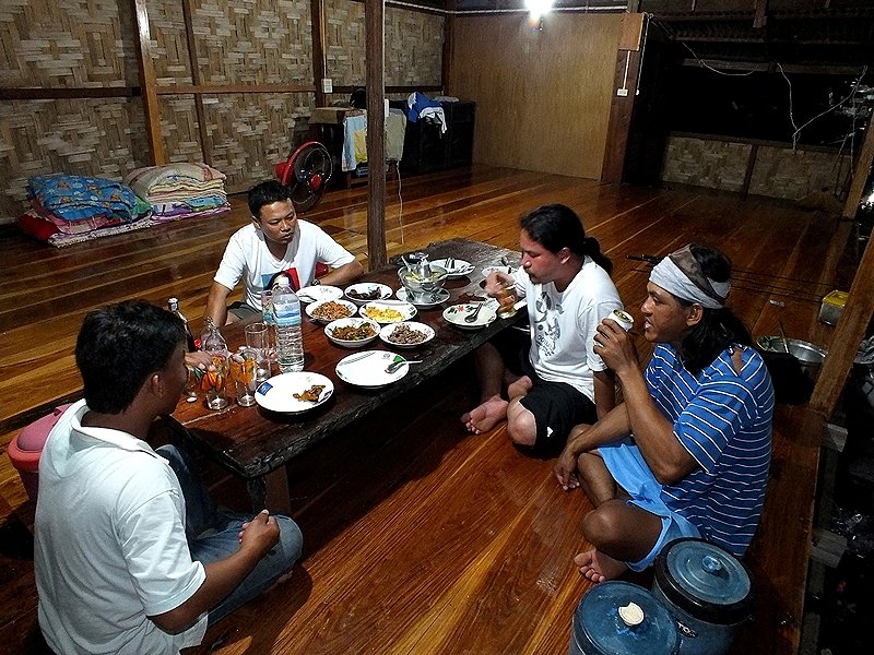กินเต็มที่ ขี้เต็มกุงเกง อีกเช่นเคยครับพี่น้อง :laughing: :laughing: :laughing: :laughing: :laughing