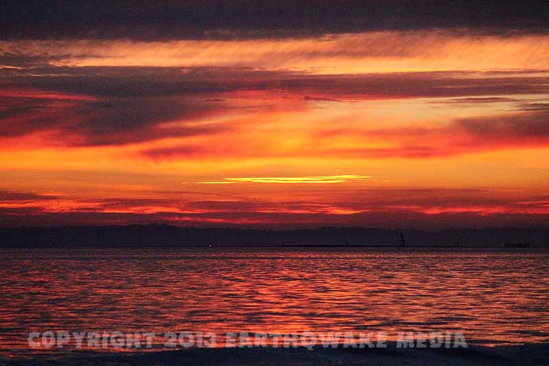 A long day fishing on the ocean has come to an end. Good night our world friends. :smile: :smile: