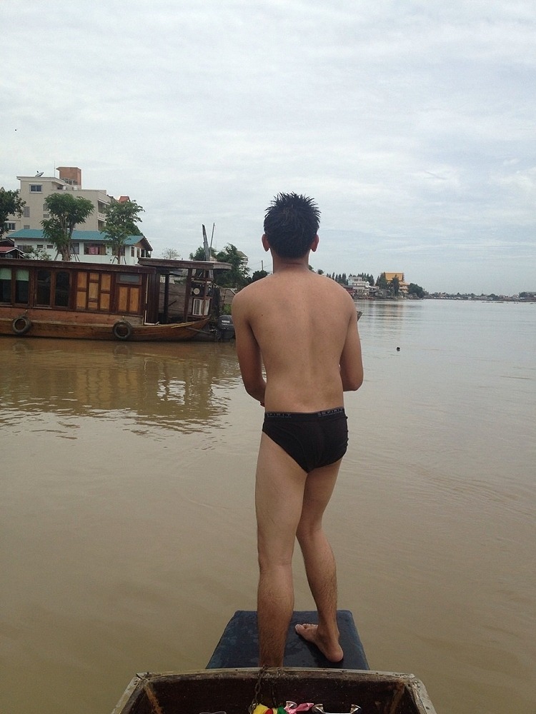 ขึ้นมายังไม่ใส่เสื้อผ้าตีเบ็ดต่อมันซะเลย :laughing: :laughing: