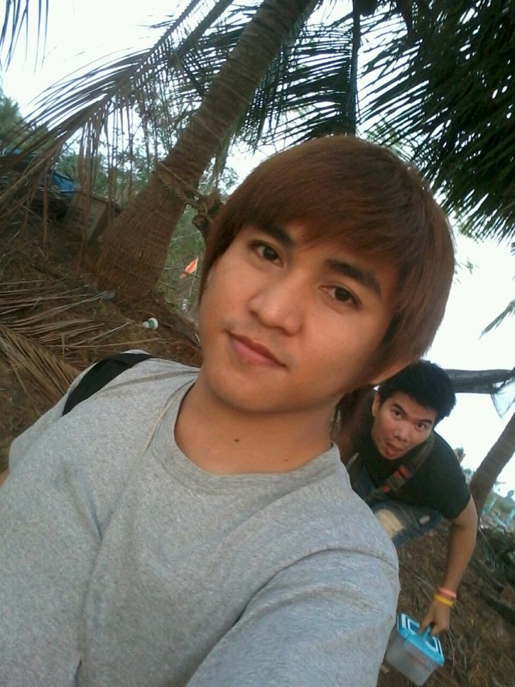 น้าหมี กะ น้าเอ็ก ครึกครื้นกันไป ไม่รู้คืนนี้จะเจออะไรบ้างครับ