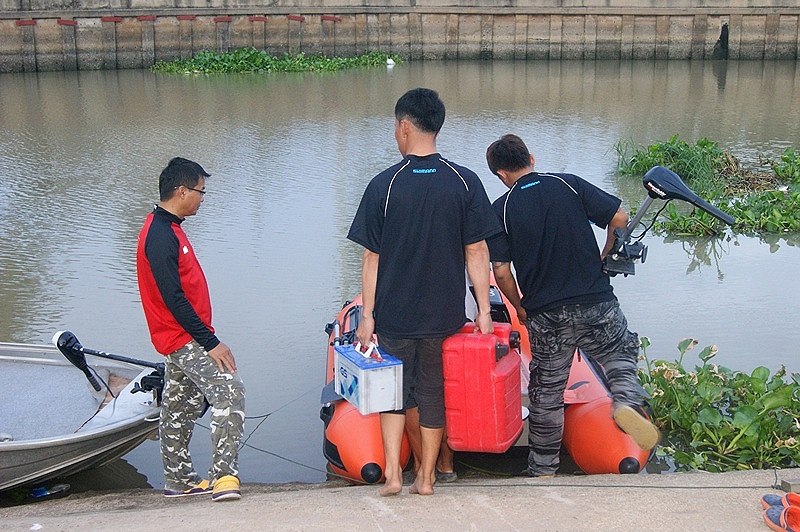  [center]รีบขนข้าวขนของกันเร็วๆหน่อยนะ....อ้าววววววววว สู้ๆ [/center]