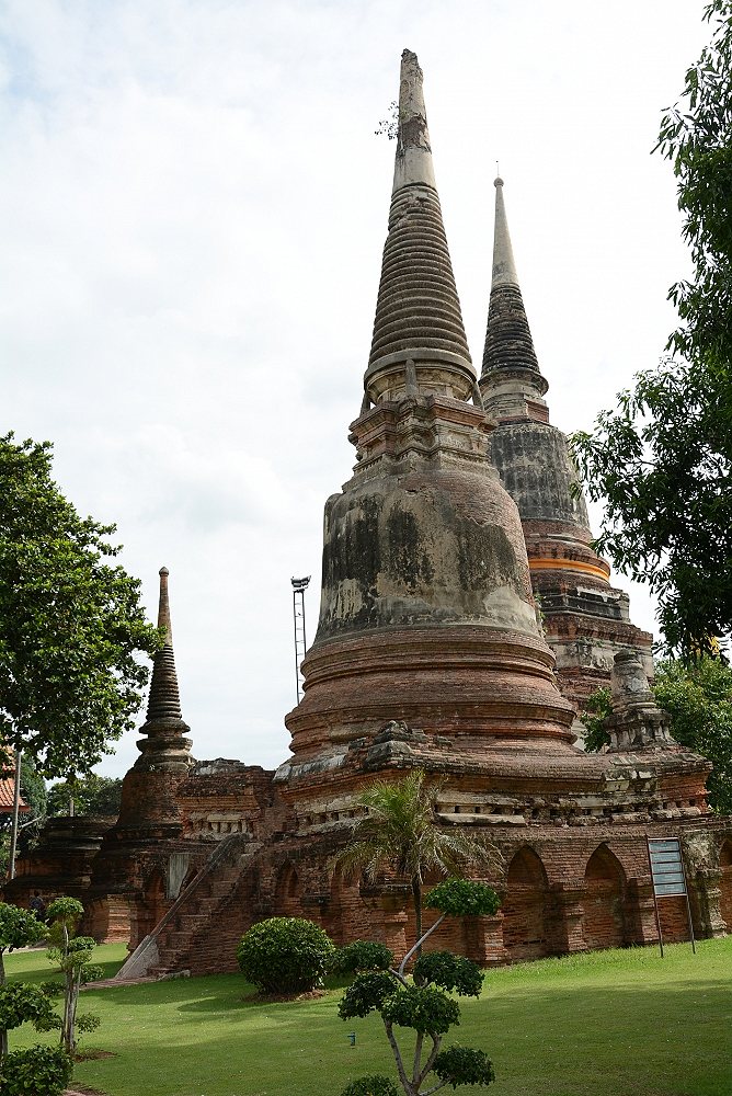 หลังจากเสร็จพิธี    เรากลับ   ผ่านอยุธยาเลยแวะวัดใหญ่ชัยมงคล  จ.พระนครศรีอยุธยา