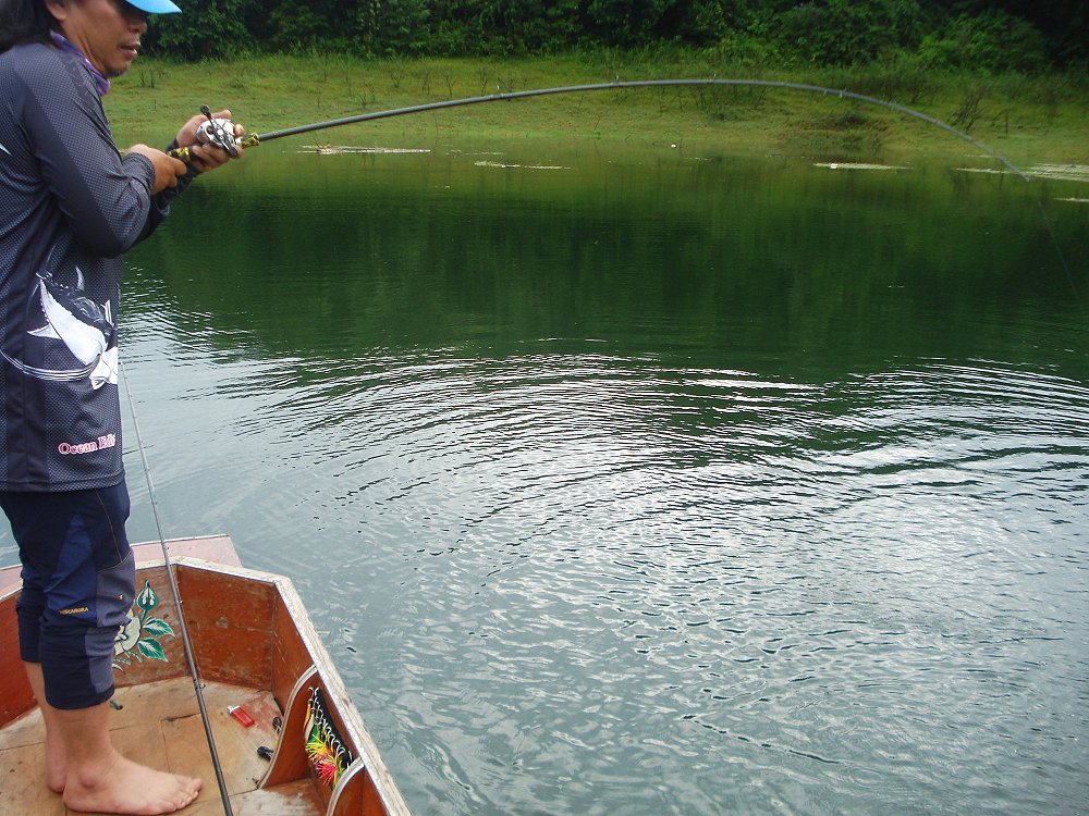 โดนเข้าให้....
 :cool: :cool: :cool: