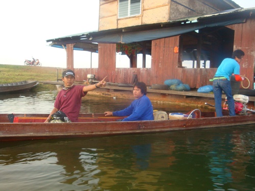  [b]เรือพร้อม คนพร้อมลุย[/b]