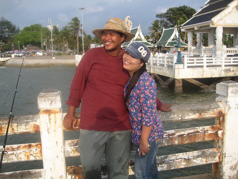 ถ่ายคู่กับภรรยาซักหน่อย :love: :love: :love: :love: :love: :love: :love: :love: