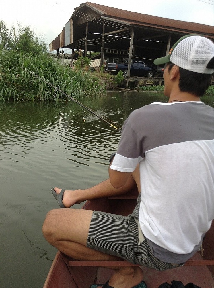 >>>มีกัดบ้างครับ..แต่วัดไม่ติด...หรือว่าเราอ่อน :laughing: :laughing: :laughing: :laughing: :prost: 