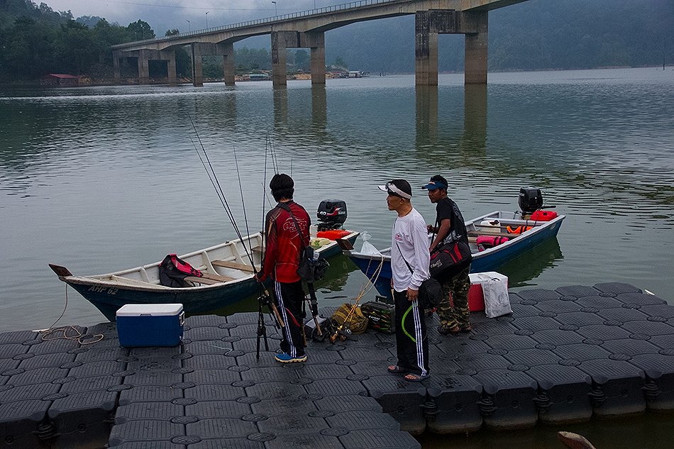 ขนของลงเรือกันโลดดด 