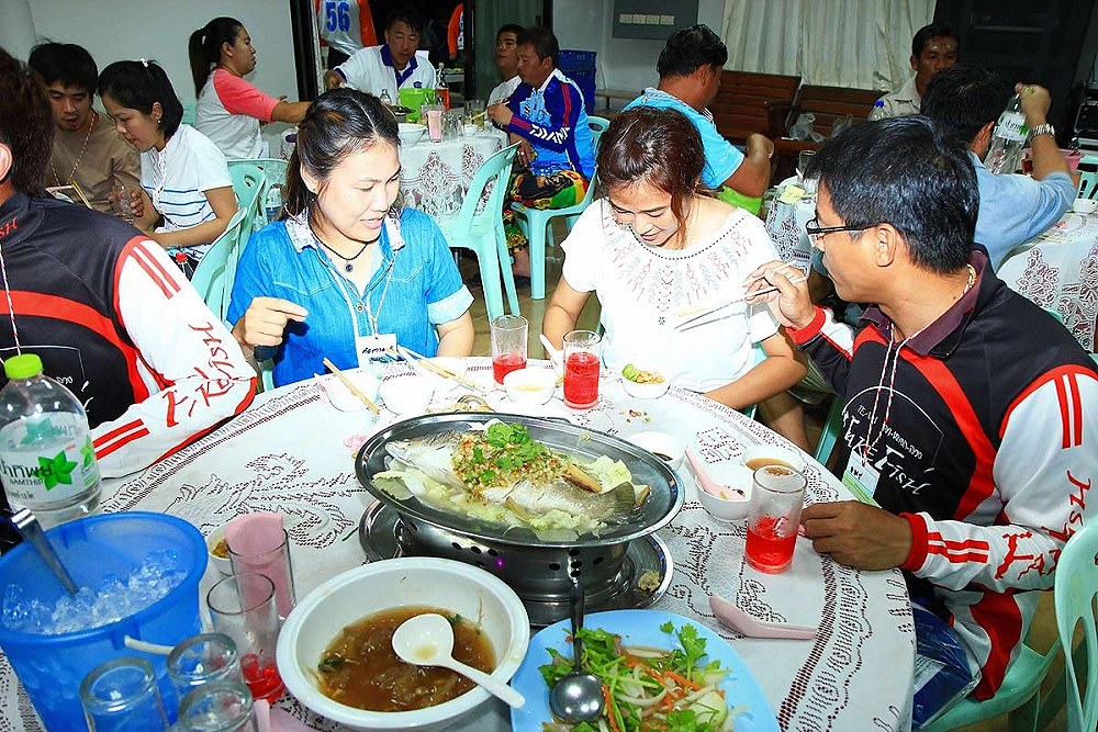 [q][i]อ้างถึง: โต๊ดซะงั้น!+_+! posted: 02-09-2556, 21:55:39[/i]



งานมันสมากเลยครับ   :laughing