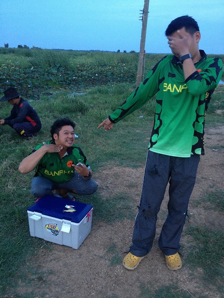 โดนกันซะให้เข็ด :laughing: :laughing: :laughing: :laughing: :laughing: