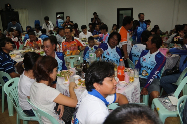 เข้าที่กันเรียบร้อย จับรางวัลเล่นเกมกันเลย  :cheer: :cheer: :cheer: :cheer: