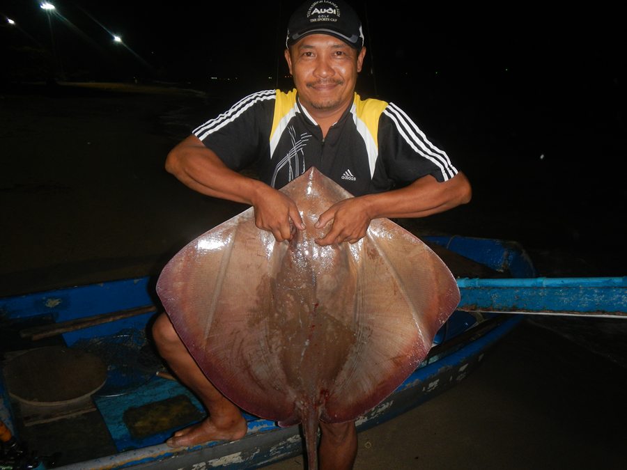 น้าเก๋ขอมั่งครับ..แช๊ะ.