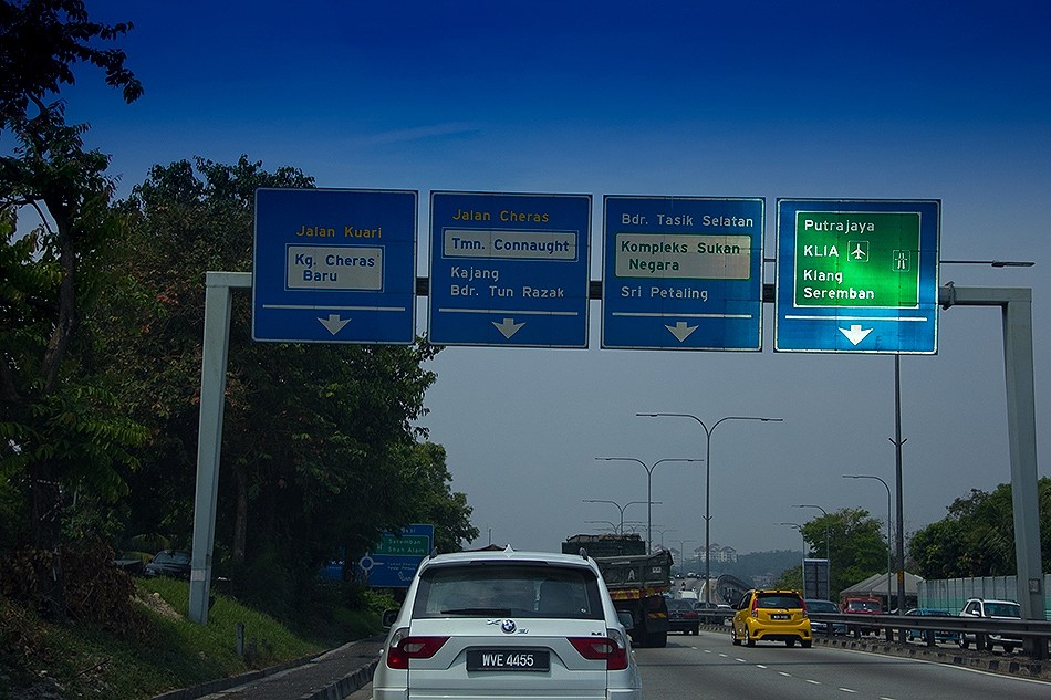 ที่ไหนก้อไม่รู้ อ่านเอาเองแระกันเนอะ