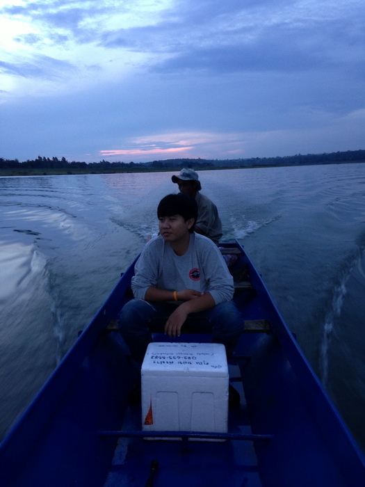 มาต่อกันทริปที่สอง ณ สถานที่เดียวกันครับ วันนี้นั่งเรือกะเบียร์_ช่อนสะออน
