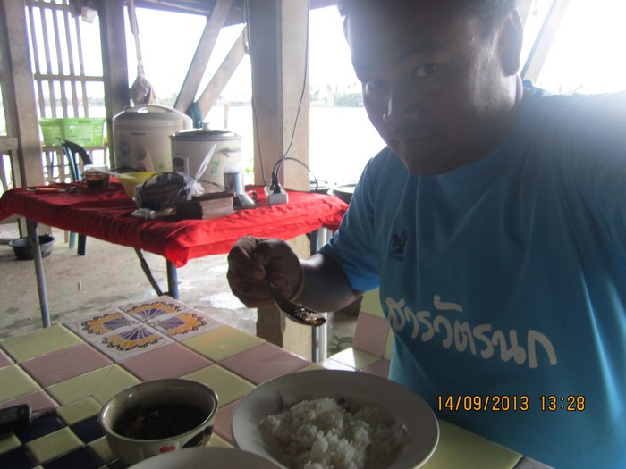 กินข้าวด้วยกันครับ...555...
 :cheer: :cheer: :cheer: :cheer: