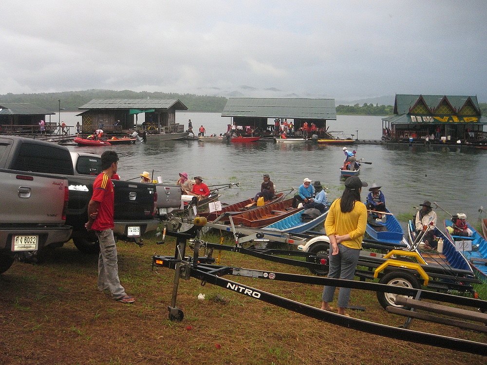  [center]ไปนำแหน่ครับ รอเรือลำที่ 9 หมายเลขสวย[/center]