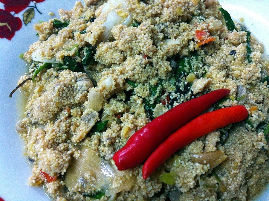 ตบท้ายด้วย หมกไข่ปลากระสูบครับ  :umh: :umh: :umh: :umh: :umh: :umh:

ภาพในส่วนของผมหมดแล้วครับ  :l