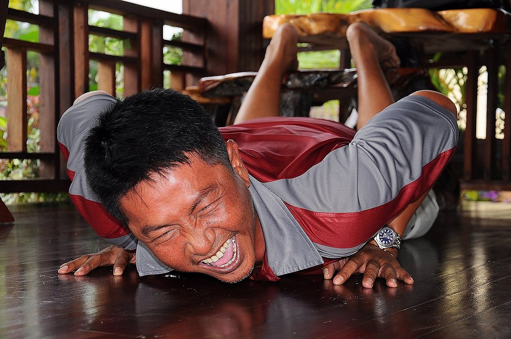 ดูตรูนี่....อิ๊บบบบ ไม่ขึ้นว่ะ :laughing: :laughing: :laughing: :laughing: :laughing: :laughing: :la