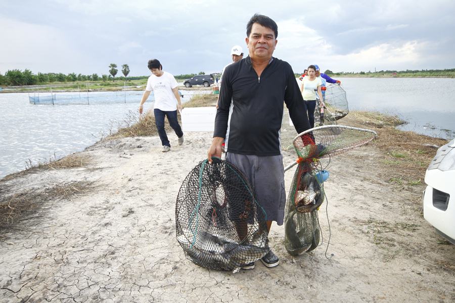 จัดไป