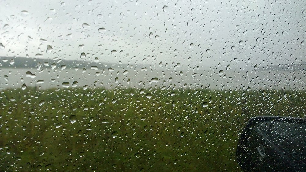 รูปน้อยครับฝนตกไม่หยุดกลัวกล้องพังครับ