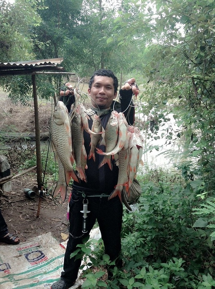 ไต๋นำทีมงานคับขอหล่อว่างั้ย
