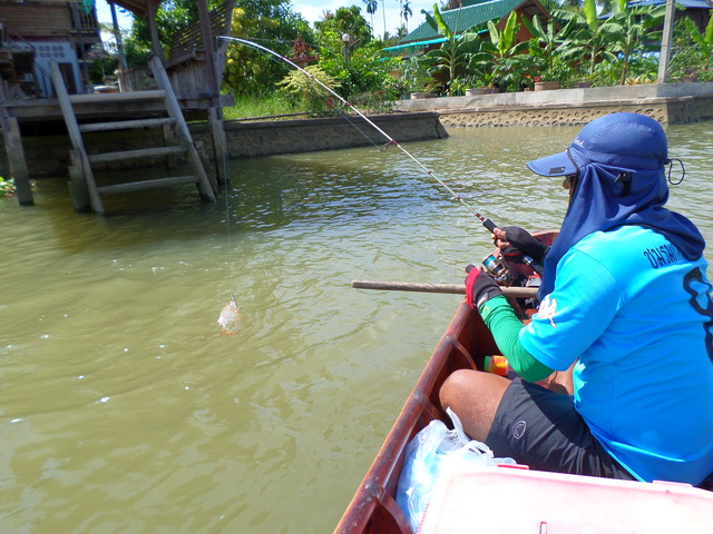 เรืออีกลำ น้าเบ้นซ์โดนแล้ว  :love: :love: :love: