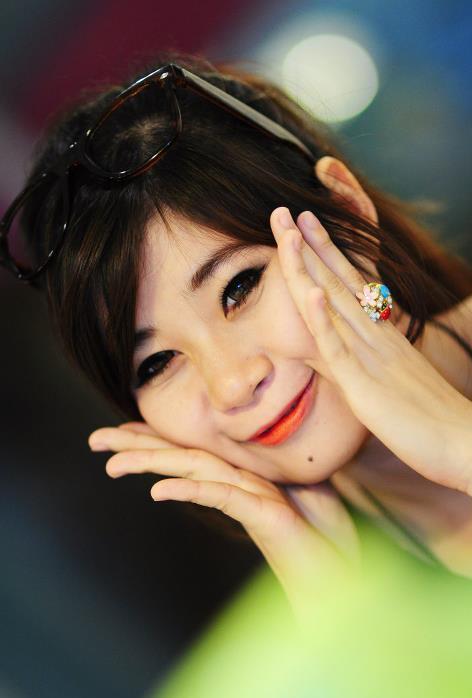 ยิ้มหน้าแป้นเลยยย :love: