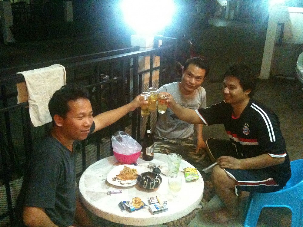 ลากันด้วยภาพนี้ครับ ขอบคุณครับ  :cheer: :cheer: