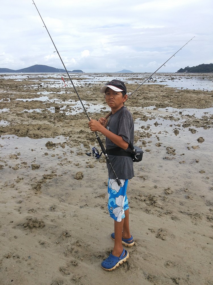 [q][i]อ้างถึง: parasaild44 posted: 18-10-2556, 21:03:42[/i]
+1 ตามชมครับ เพ่ตุ้ม ศาลายอด  :grin: :g