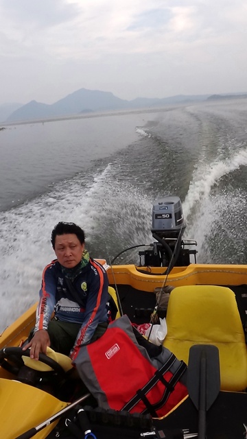 ไปหาเรืออีกลำดีกว่า  :grin: :grin: :grin: