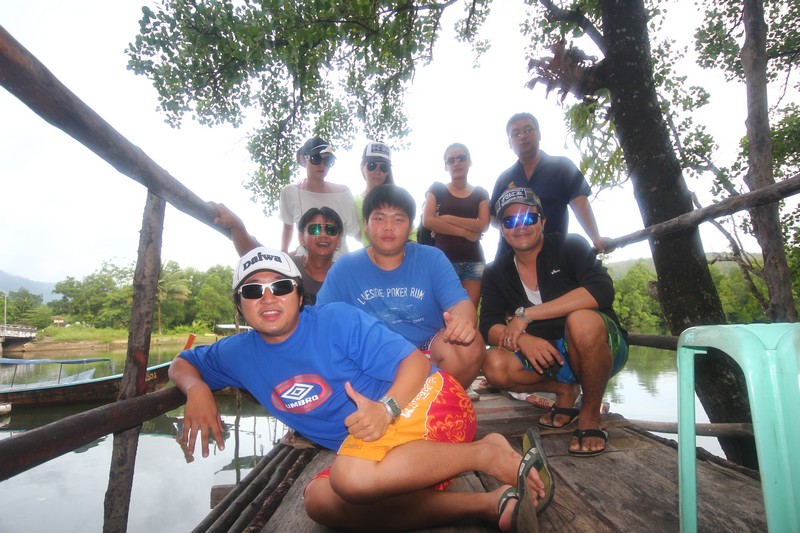 เช้าวันถัดมา เป็นทริปล่องเรือเที่ยวอ่าวพังงาค่ะ