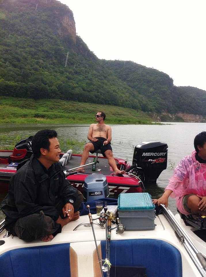  [center]ช่วงพักยกรวมแก๊งกันหน่อยจิบน้ำเย็นๆ..ให้หายเหนื่อยอิอิ[/center]