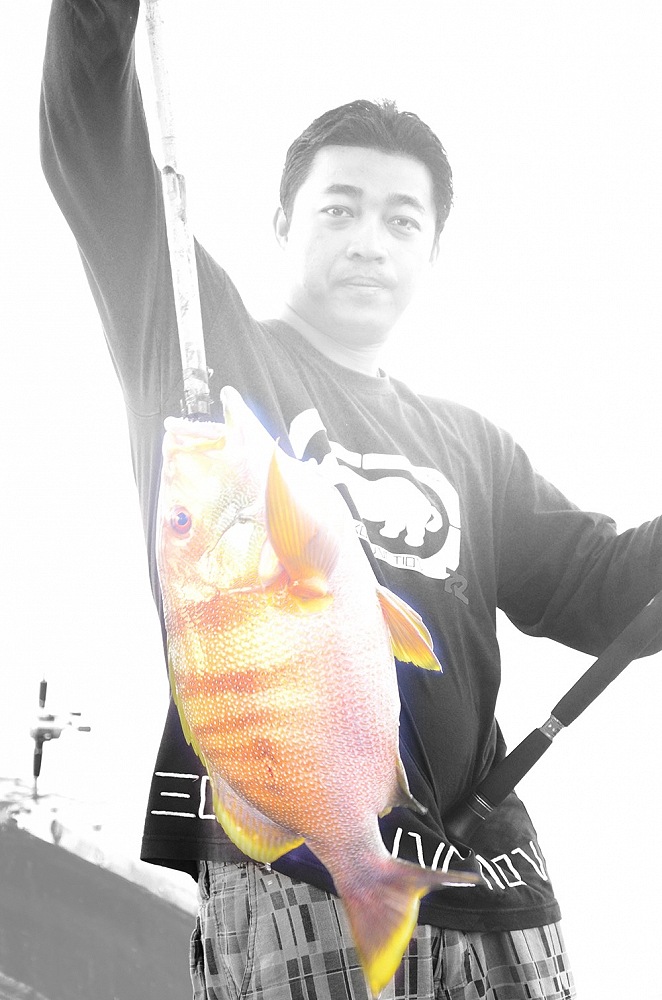 พี่บอล  ตกปลาเนื้อดี อีกตัวแล้วสุดยอดเลย :cool: :cool: :cool: :cool: