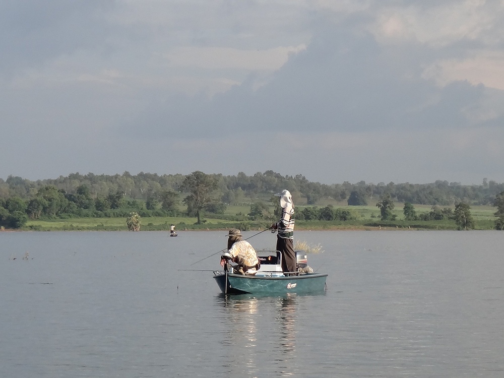 คนหัวเรือทำไมดูเหงาๆ :grin:
